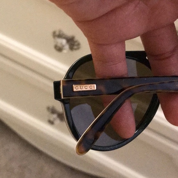 Authentic Gucci Shades - Picture 2 of 8